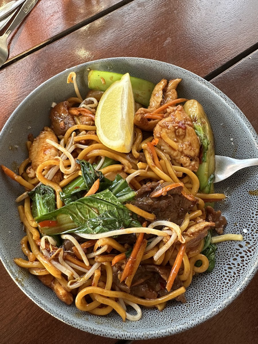 Ak Dragon Malaysian Restaurant & Bar-4